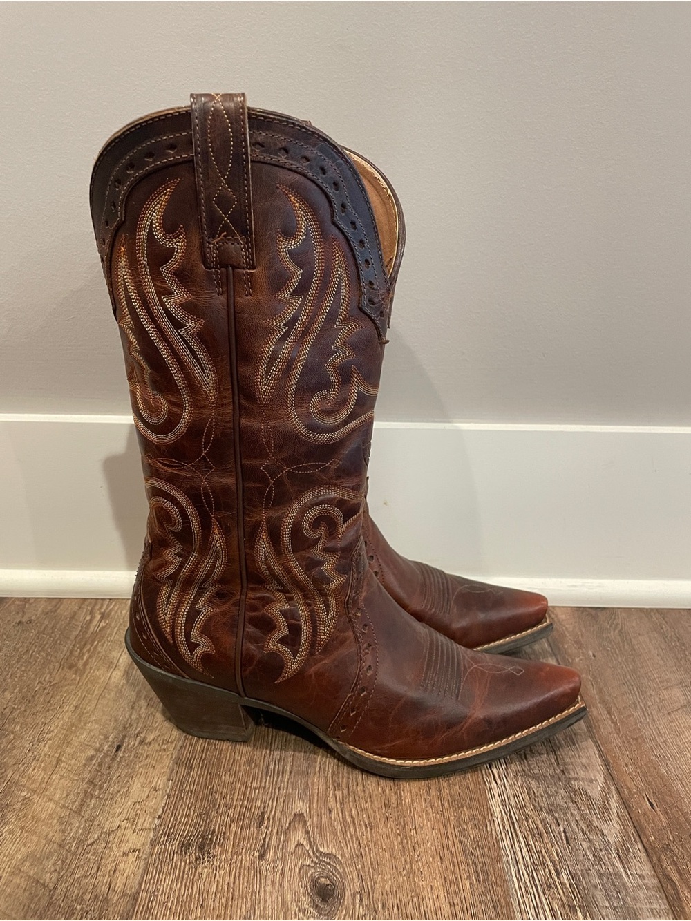 Women’s Ariat Heritage Western X-Toe Boots 8.5